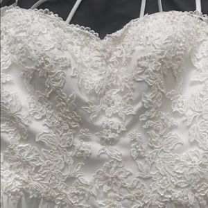 Wedding dress